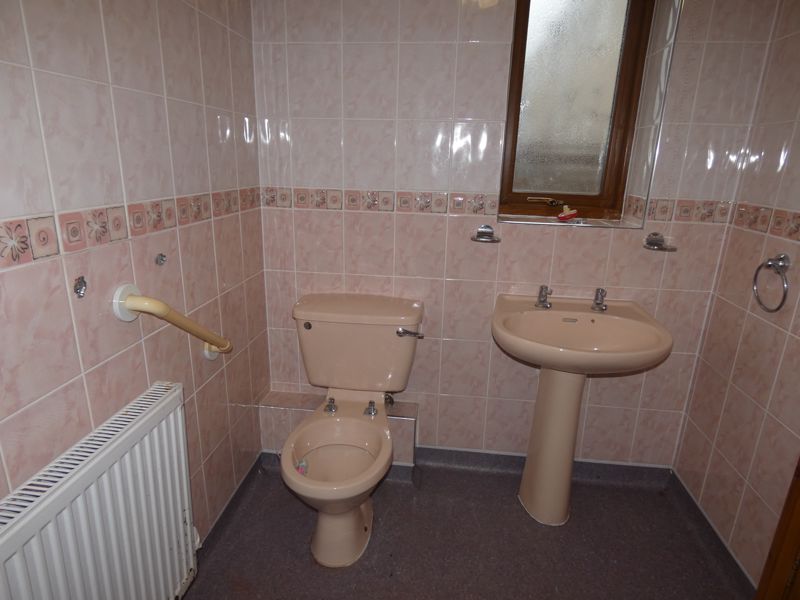 Ground Floor Wet Room- click for photo gallery